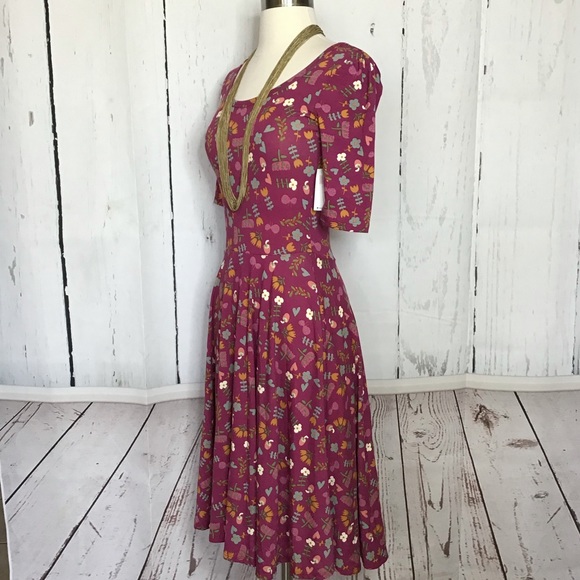 Lularoe Nicole - Picture 9 of 10